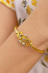 Zircon Kara Bracelet-04 (Golden) (Openable)